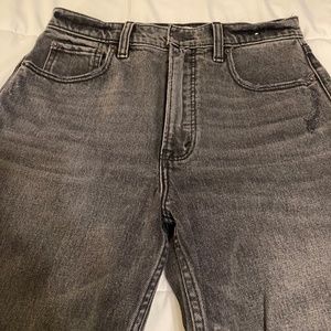 Abercrombie & Fitch High Rise The Skinny Jeans - Size 27 / 4